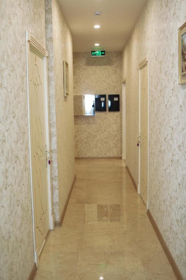 Midcity Hotel Baku Luaran gambar
